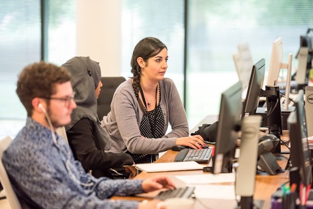 customer service jobs in Dubai